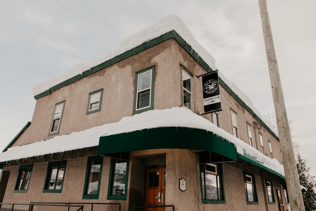 The Flying Steamshovel Inn Rossland Bagian luar foto